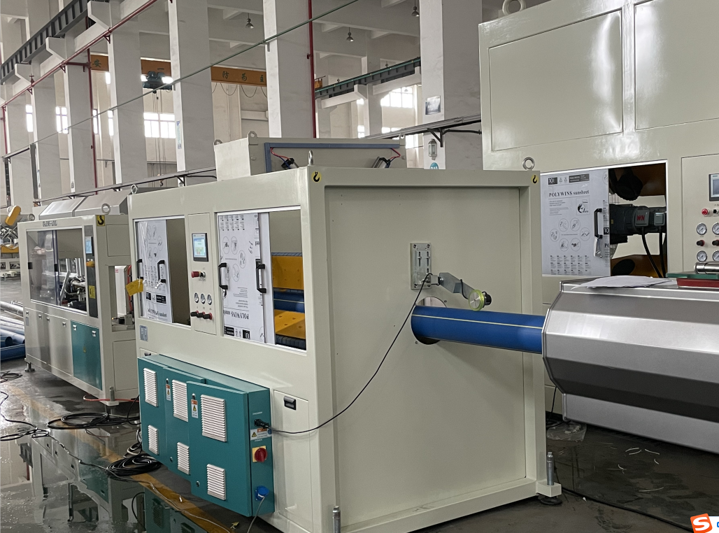 Haul-off lan Cutting Machine kanggo PE Pipe Extrusion Line