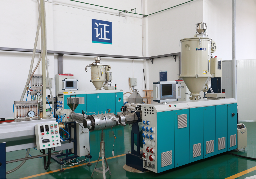 Pangopènan ekstrum ekstruder tunggal