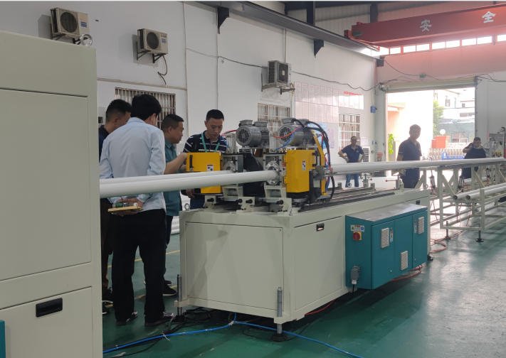 Lima Poin kanggo Manungsa waé ing Produksi Pipa PVC