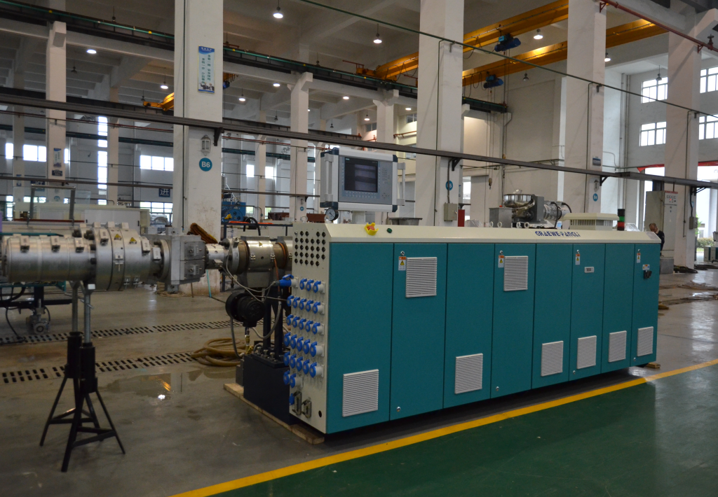 Produsen profesional nuduhake sampeyan carane nambah urip meneng extruder plastik