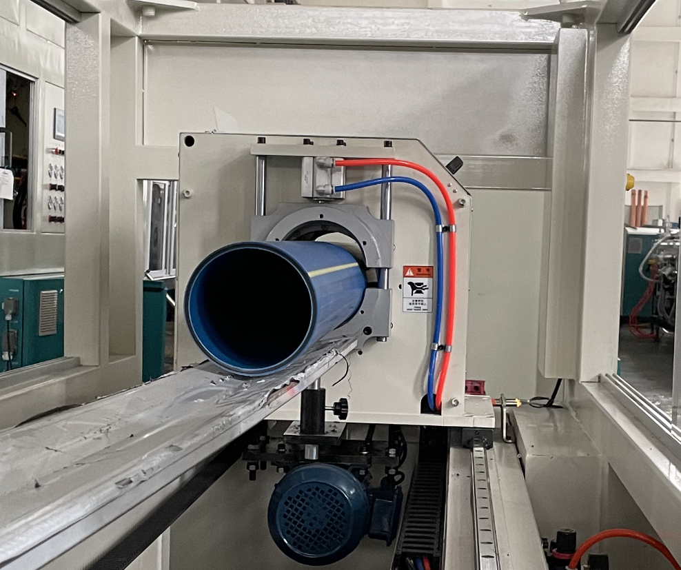 Komposisi sistem ekstrusi saka peralatan pipa co-extrusion telung lapisan PE